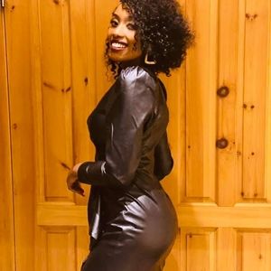 Meet your Posher, Hoza